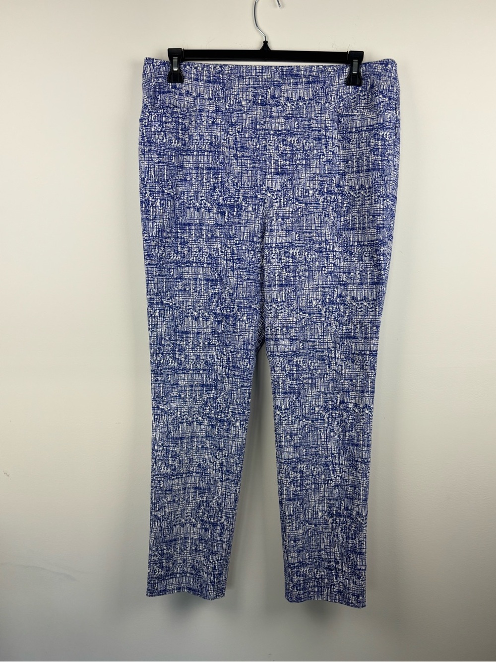 Chico's 3R Womens Size 16 Blue White Abstract Print Ankle Pants Pull On Stretch